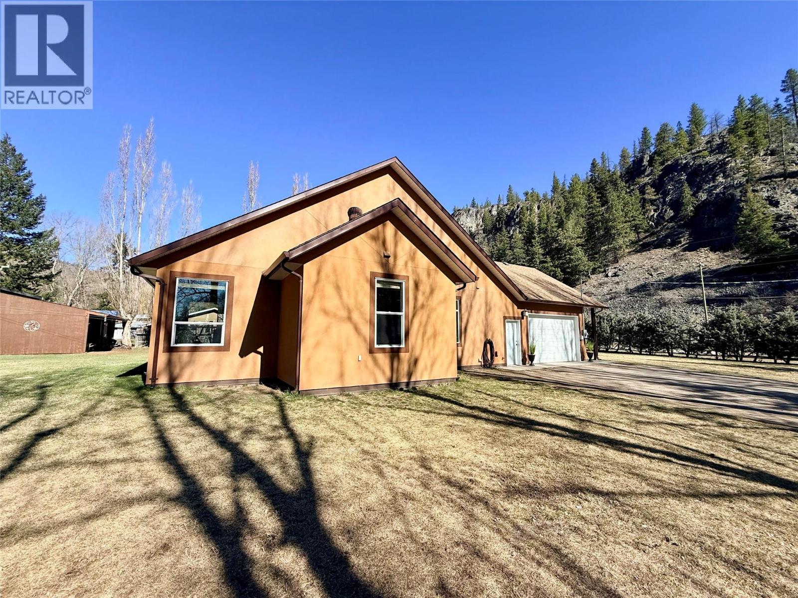 1084 SEVEN MILE ROAD - 6