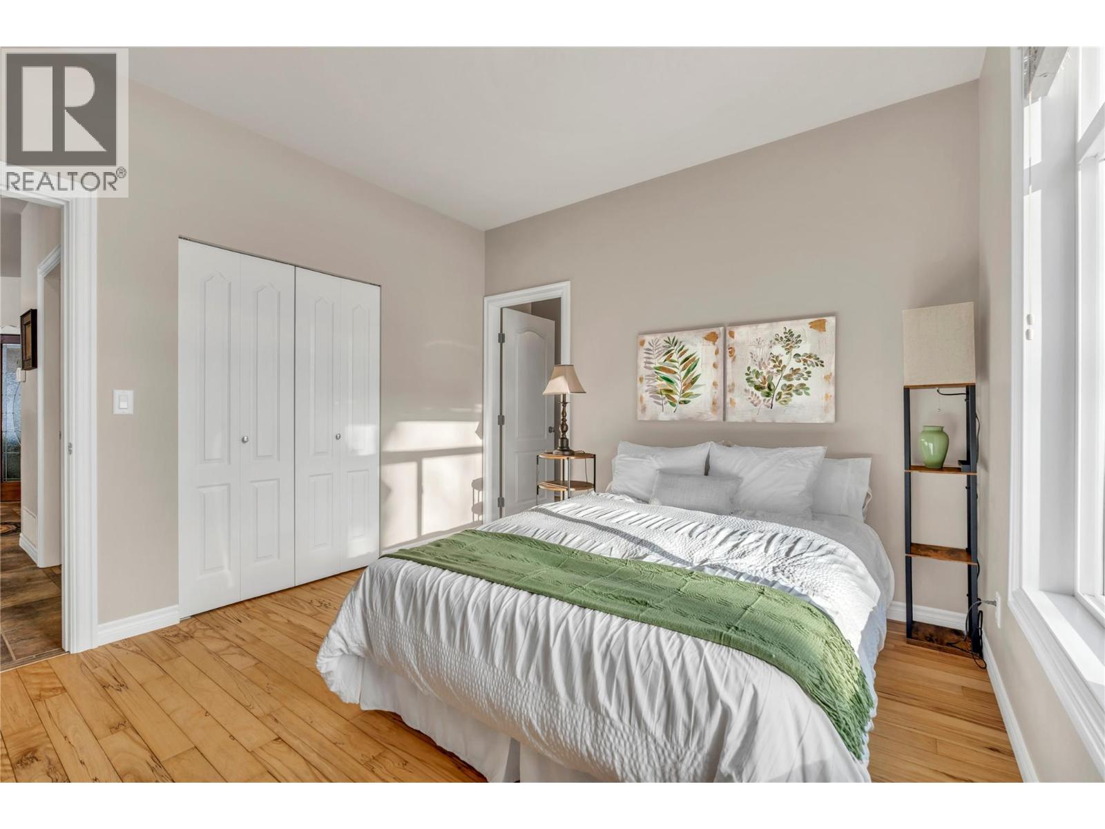 1084 SEVEN MILE ROAD - 36