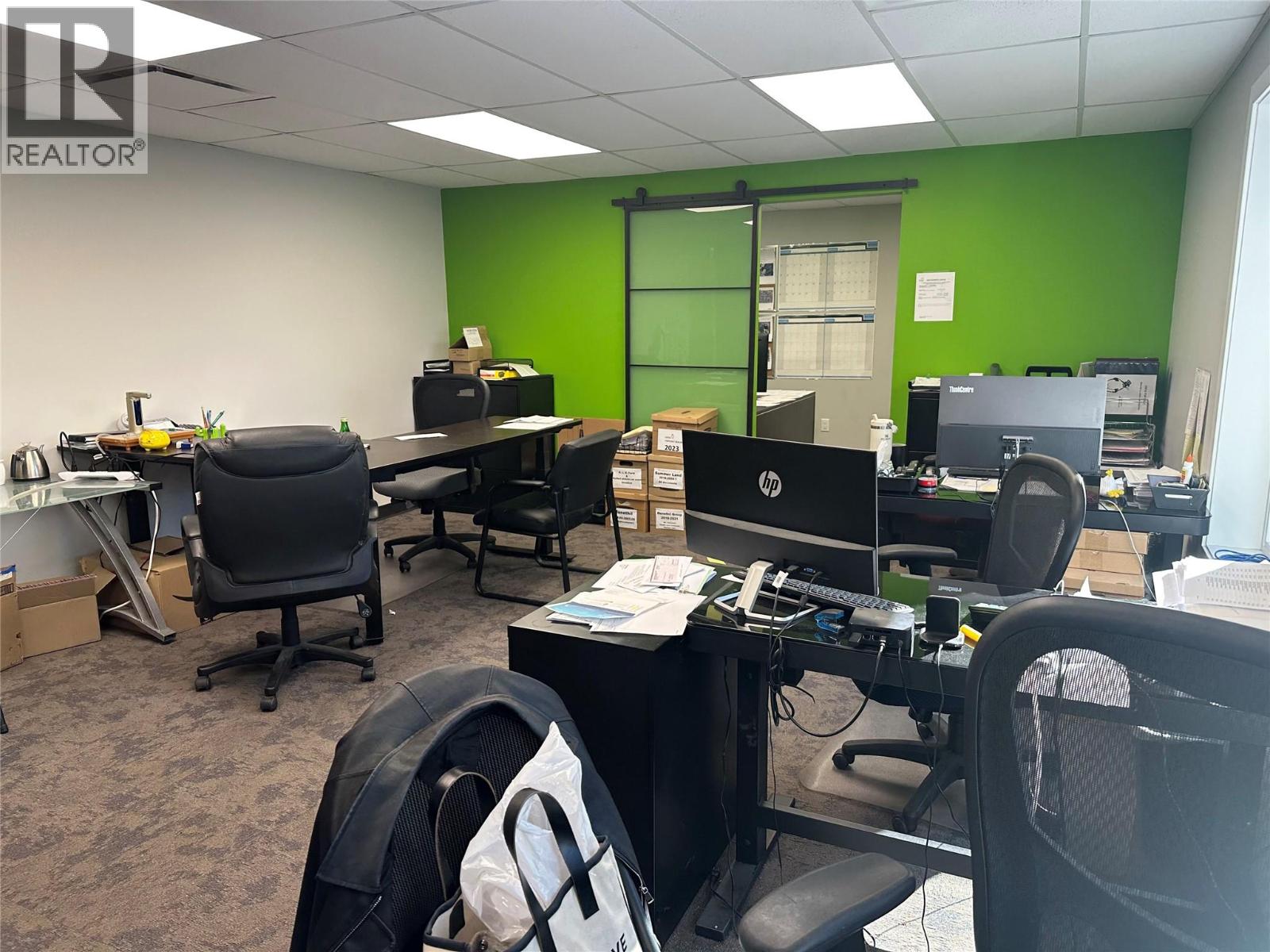 222 1751 Harvey Avenue, Kelowna