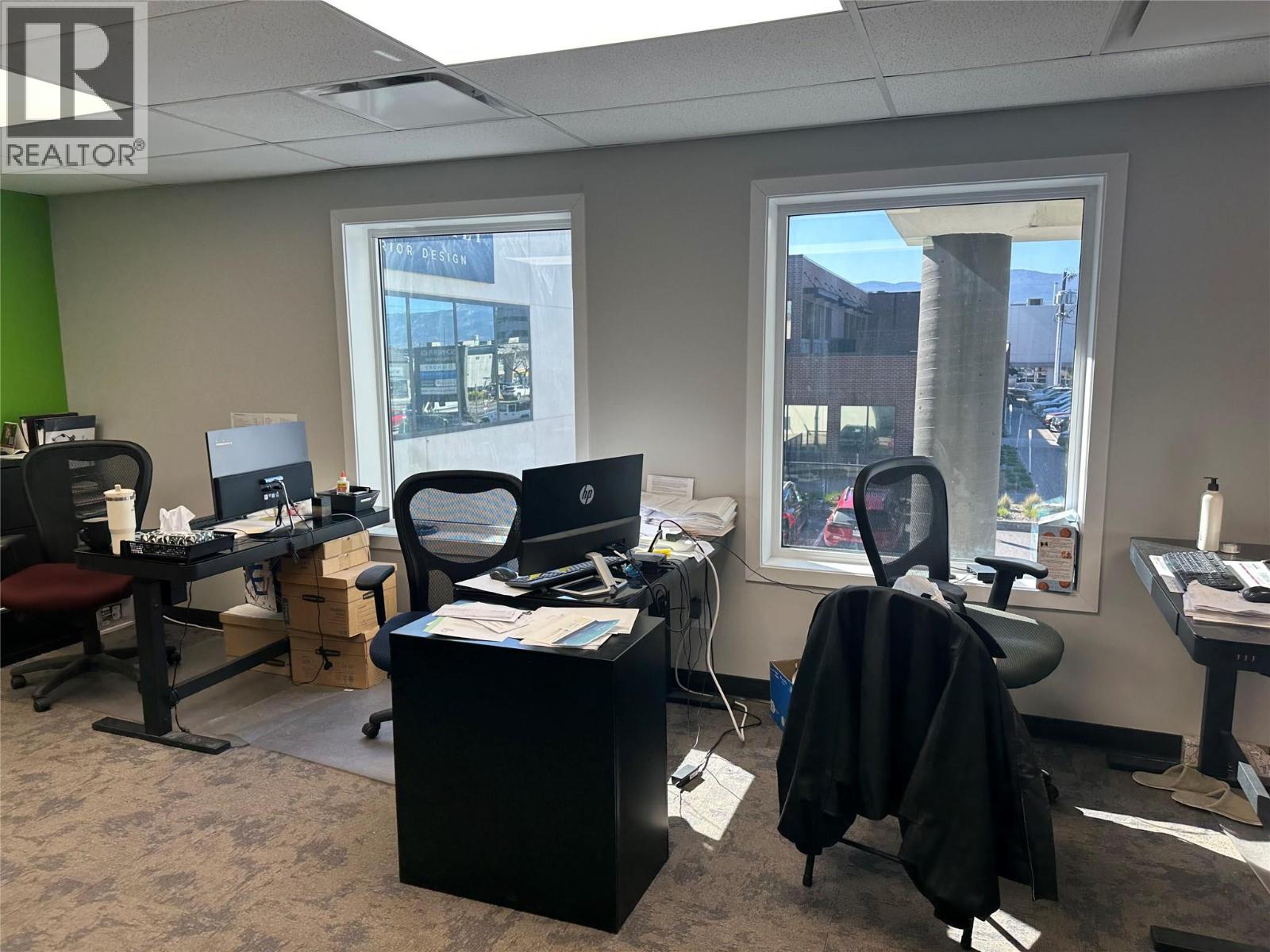 222 1751 Harvey Avenue, Kelowna