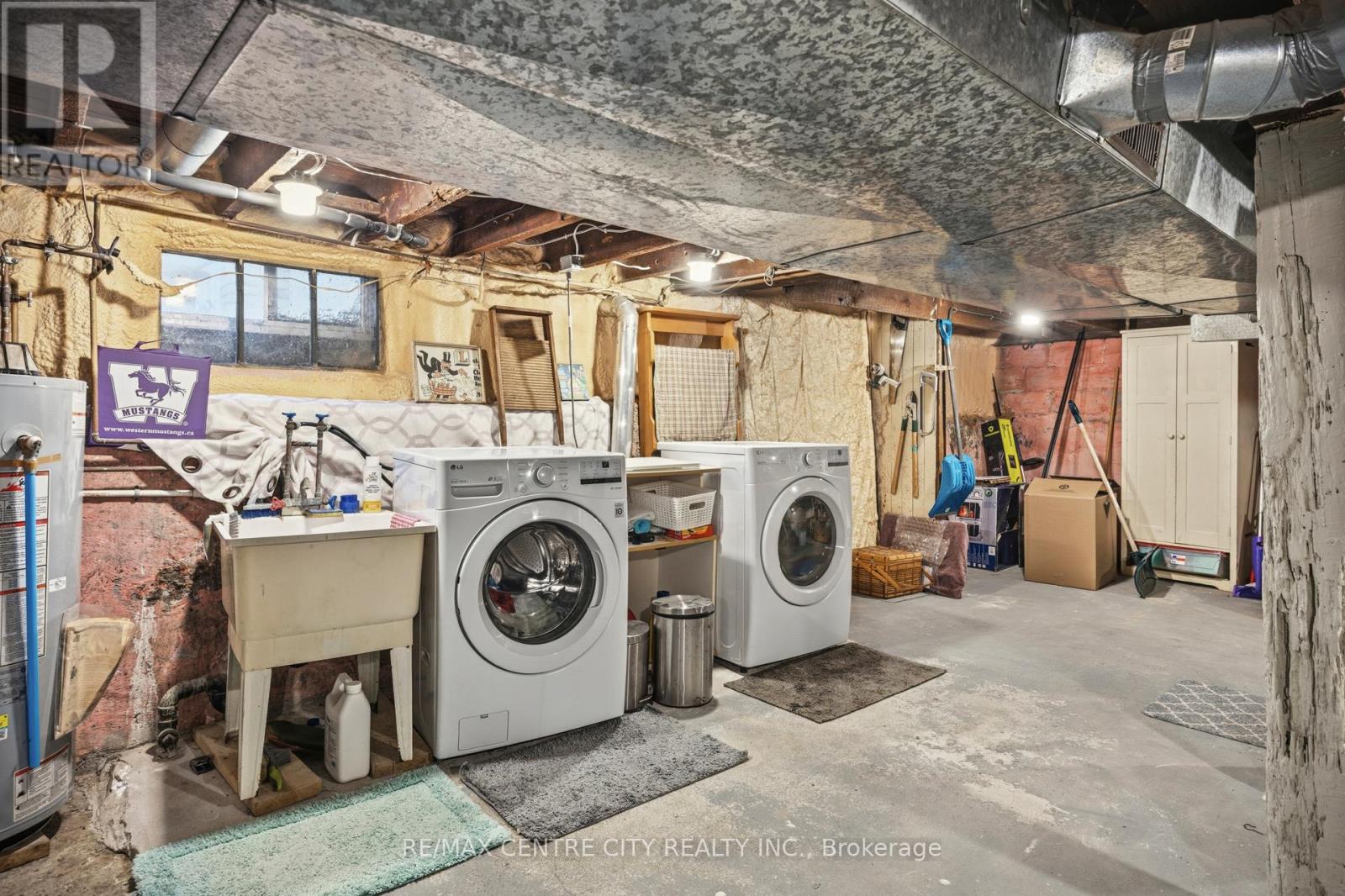 12 ROSEBERY PLACE Property Photo