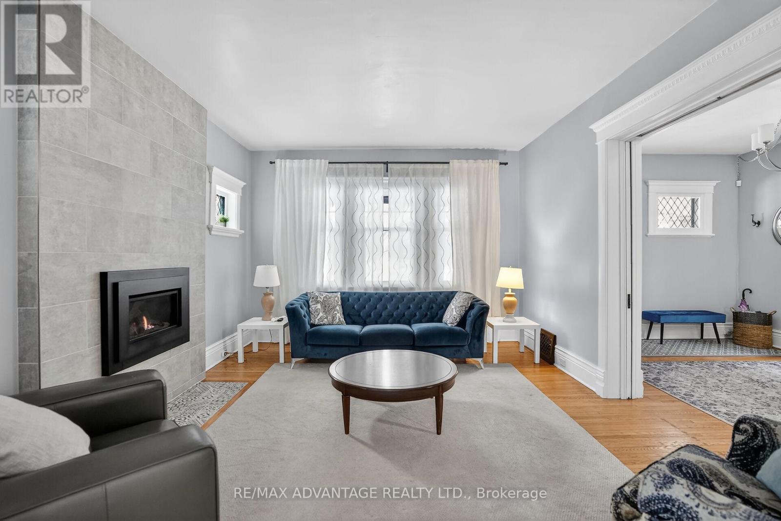 258 RIDOUT STREET S - 10