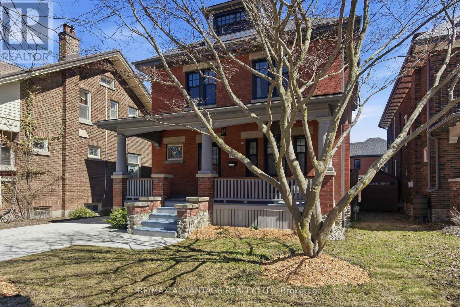 258 RIDOUT STREET S - 3
