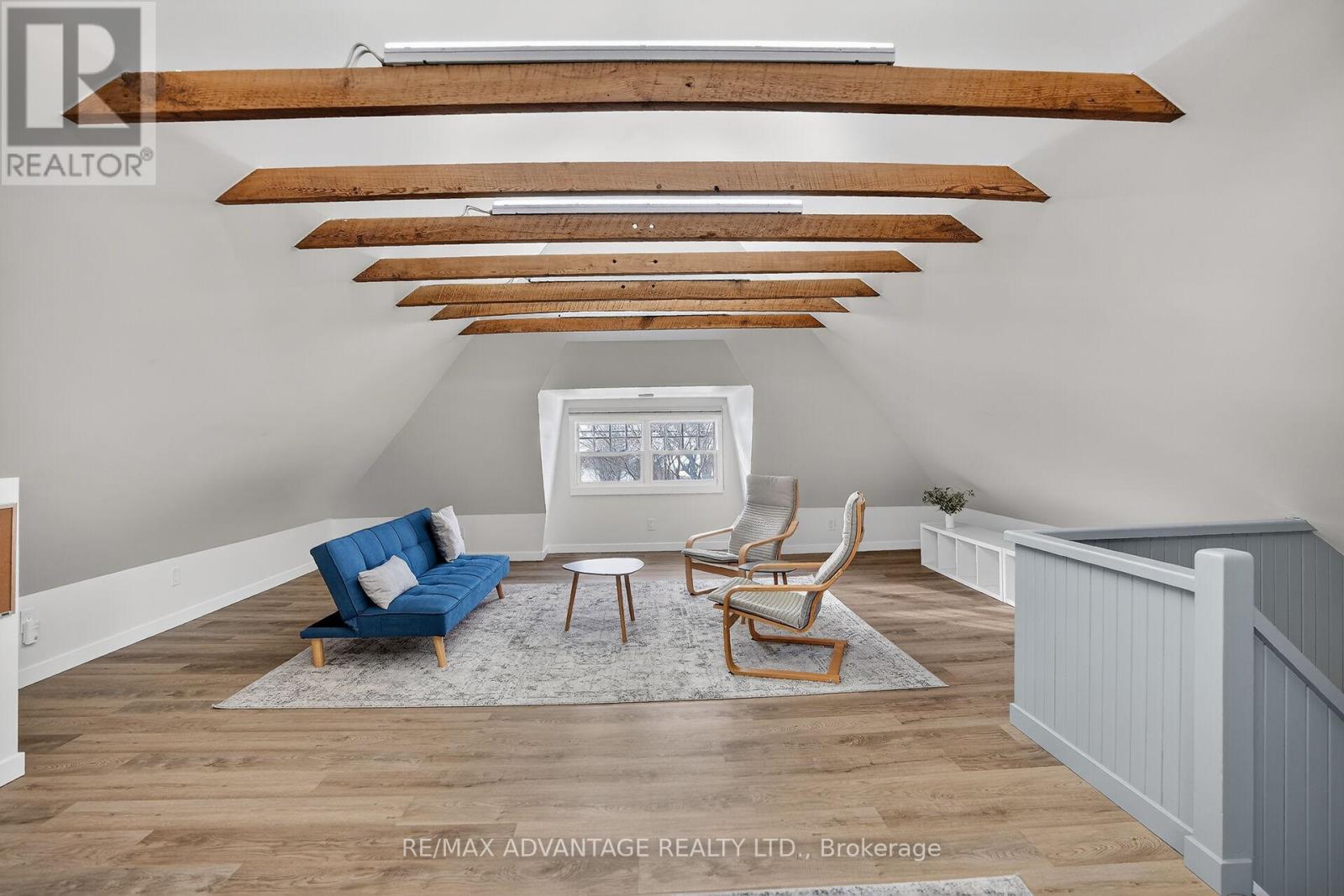 258 RIDOUT STREET S - 32