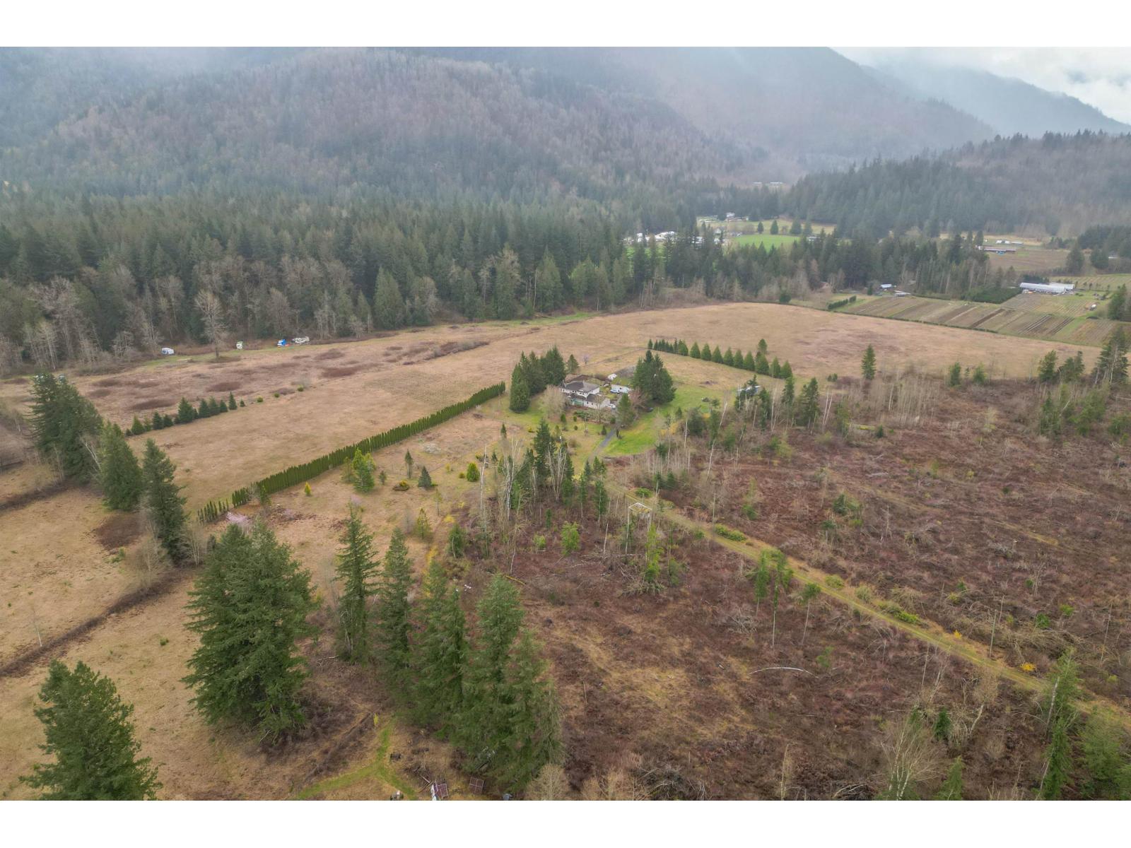 290 COLTER ROAD, Columbia Valley, Columbia Valley