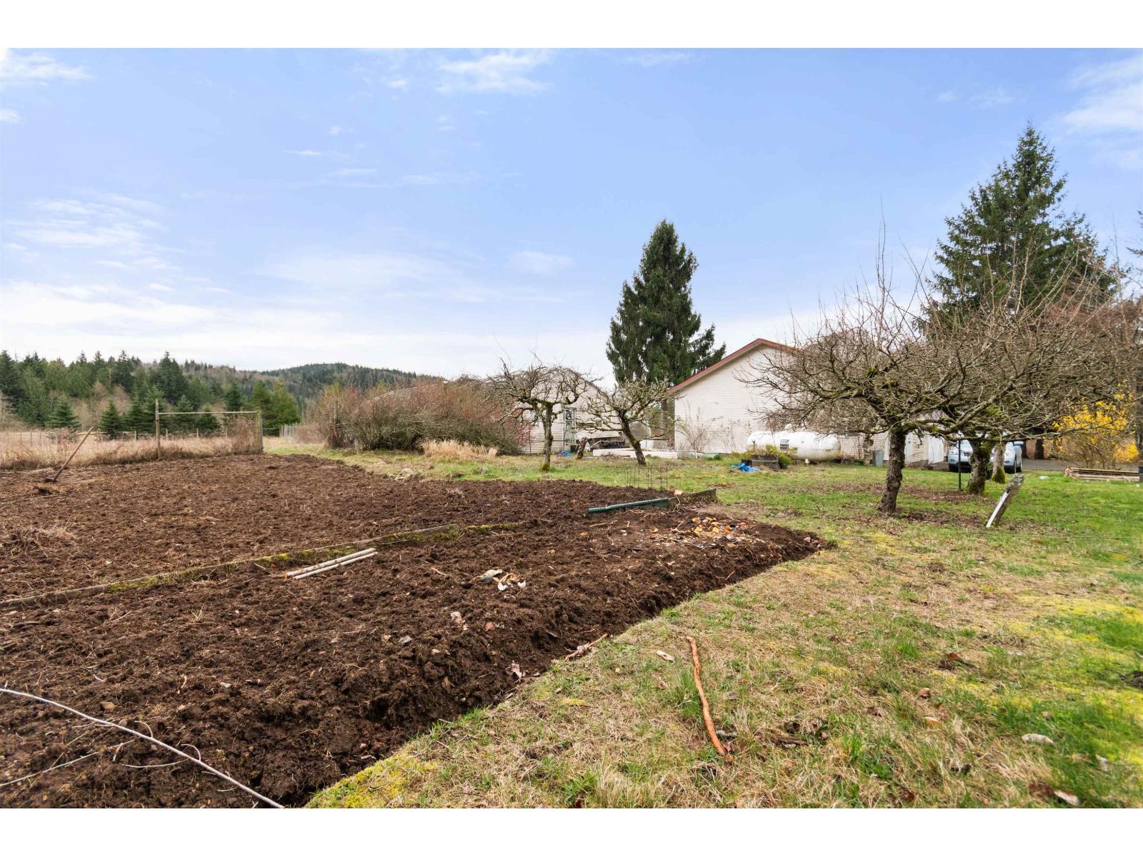 290 COLTER ROAD, Columbia Valley, Columbia Valley