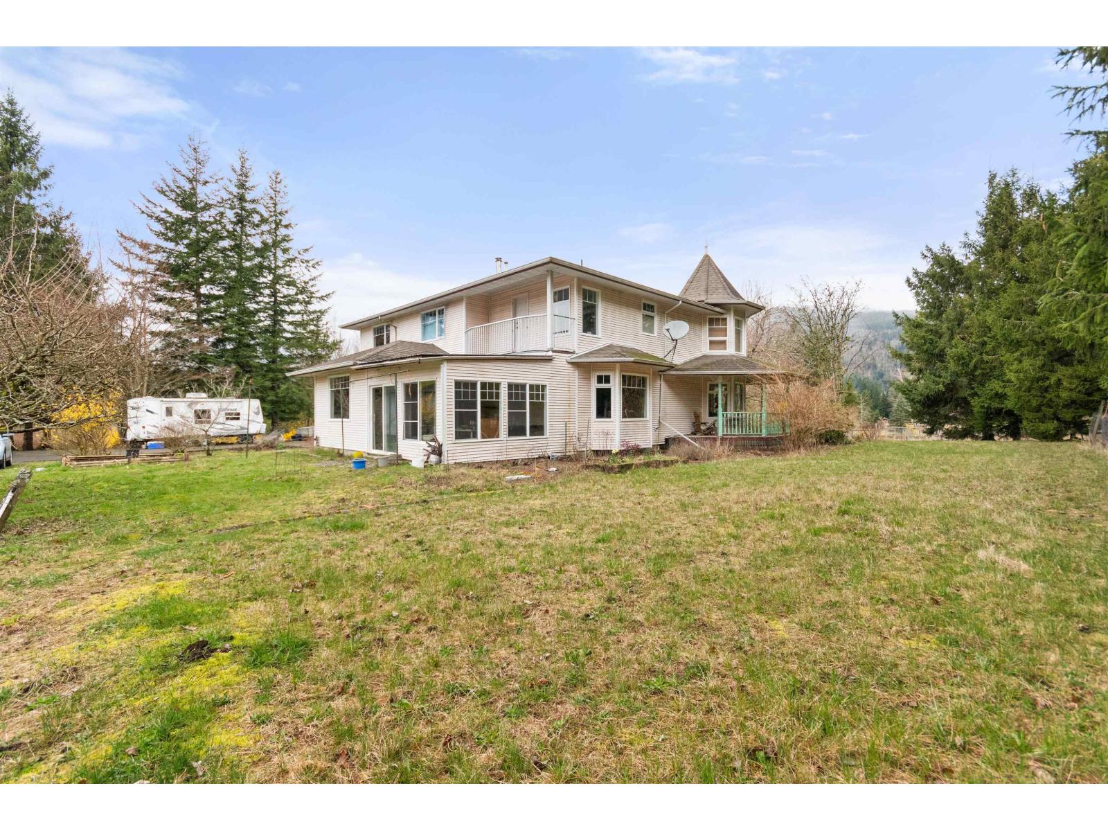 290 COLTER ROAD, Columbia Valley, Columbia Valley