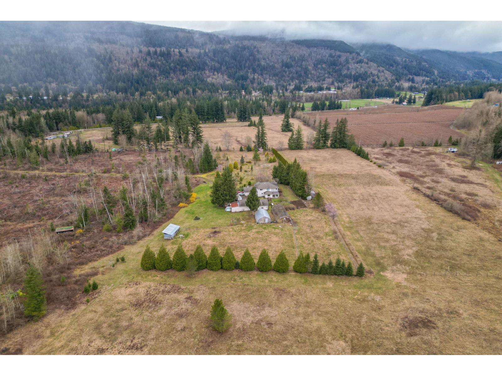 290 COLTER ROAD, Columbia Valley, Columbia Valley