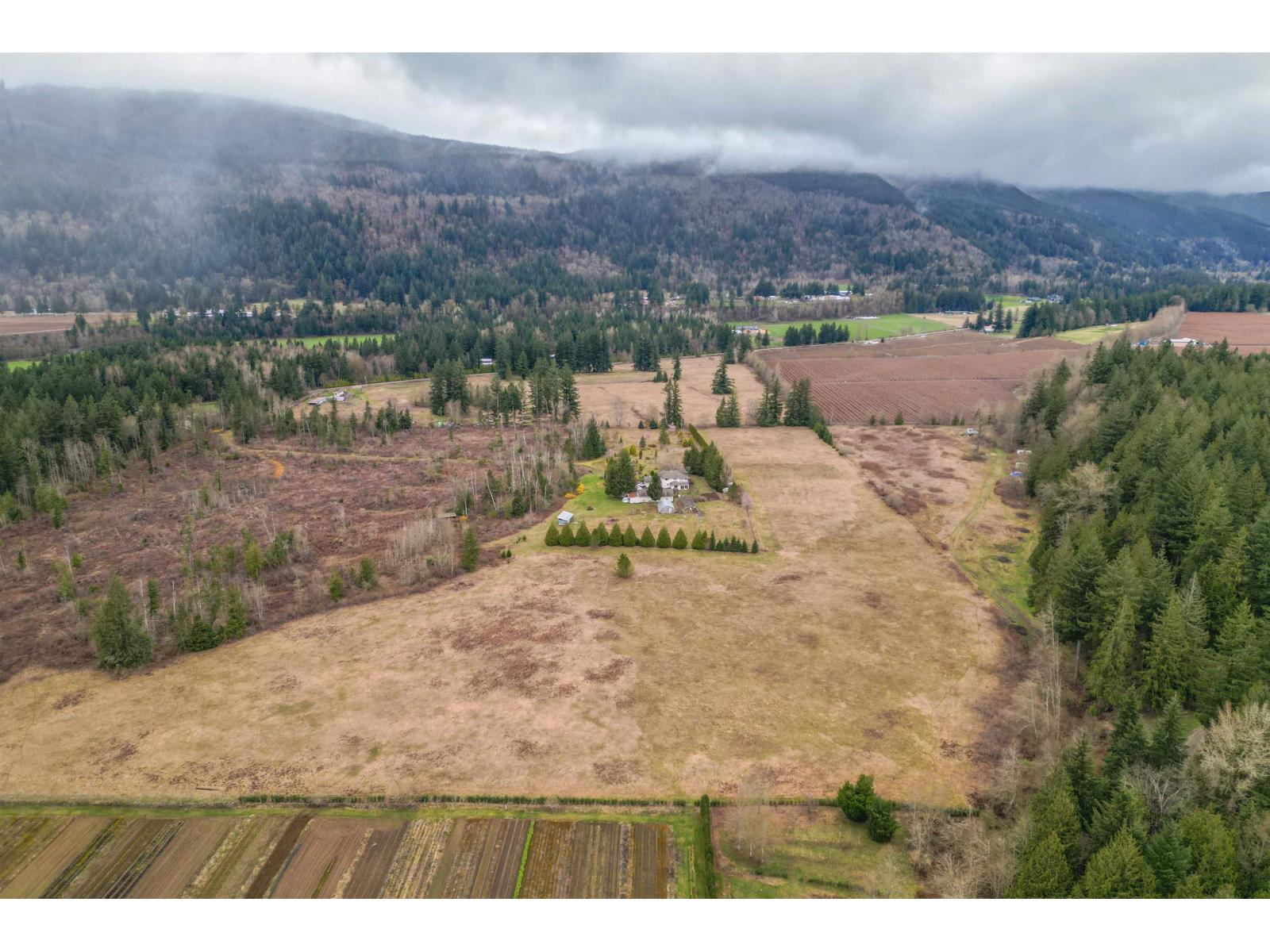 290 COLTER ROAD, Columbia Valley, Columbia Valley