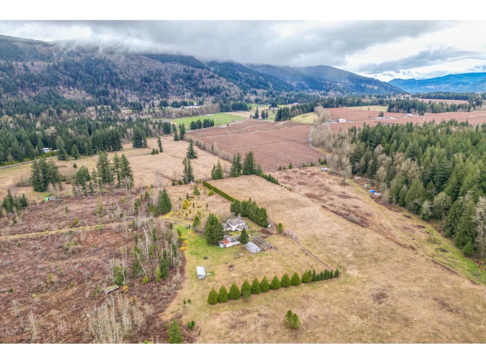 290 COLTER ROAD, Columbia Valley, Columbia Valley