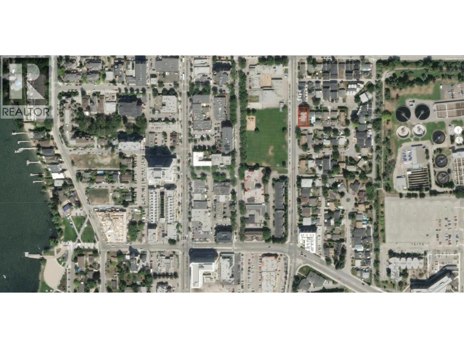 2835 Richter Street - 1