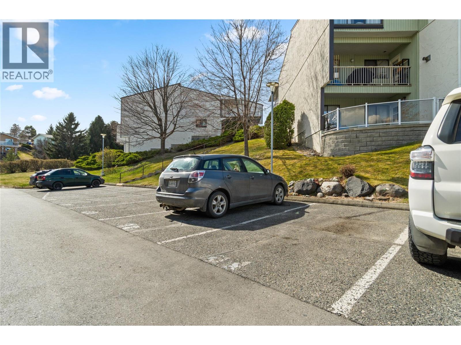 #31 137 MCGILL ROAD - 25