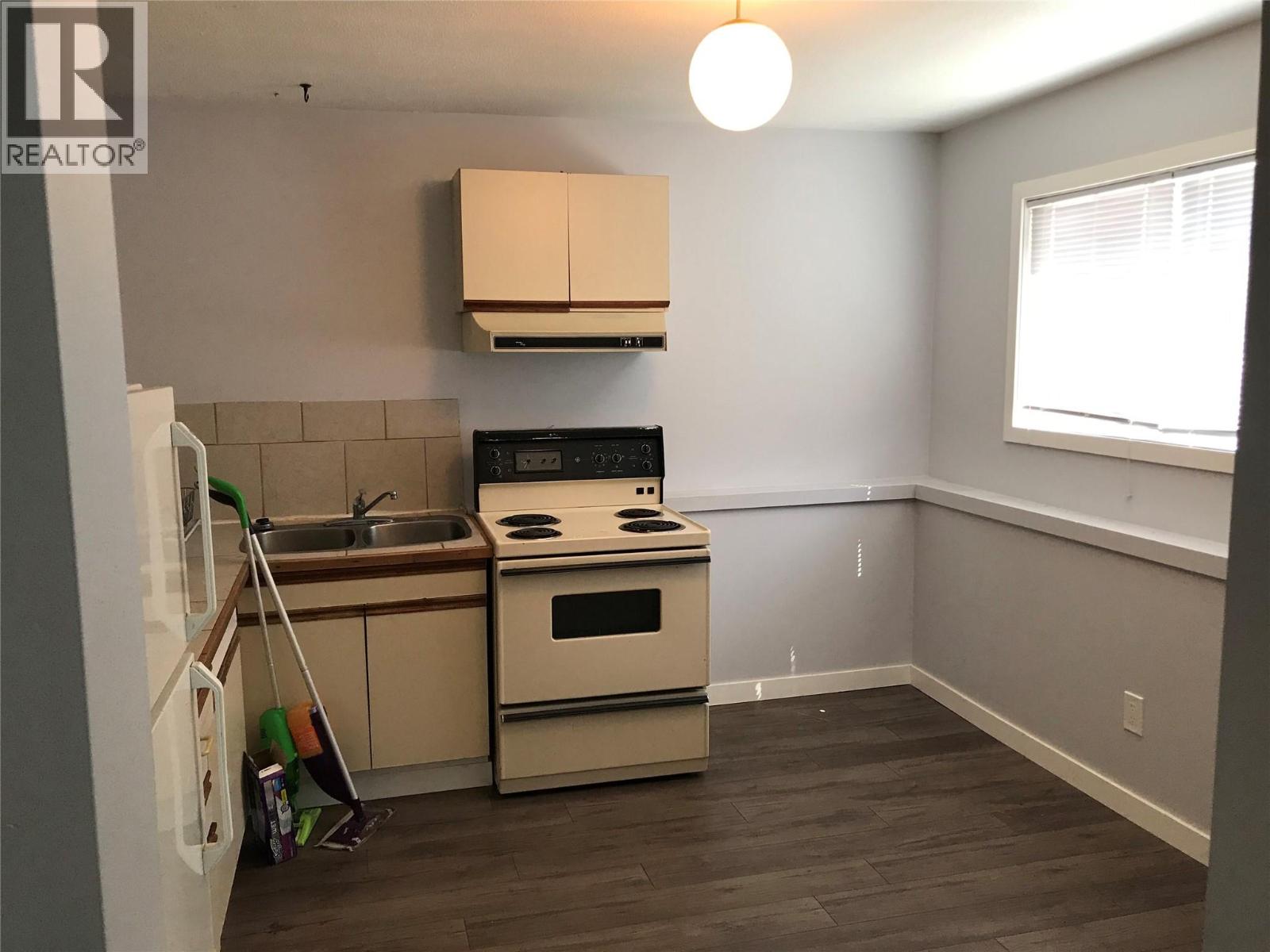  2110 Ethel Street, Kelowna