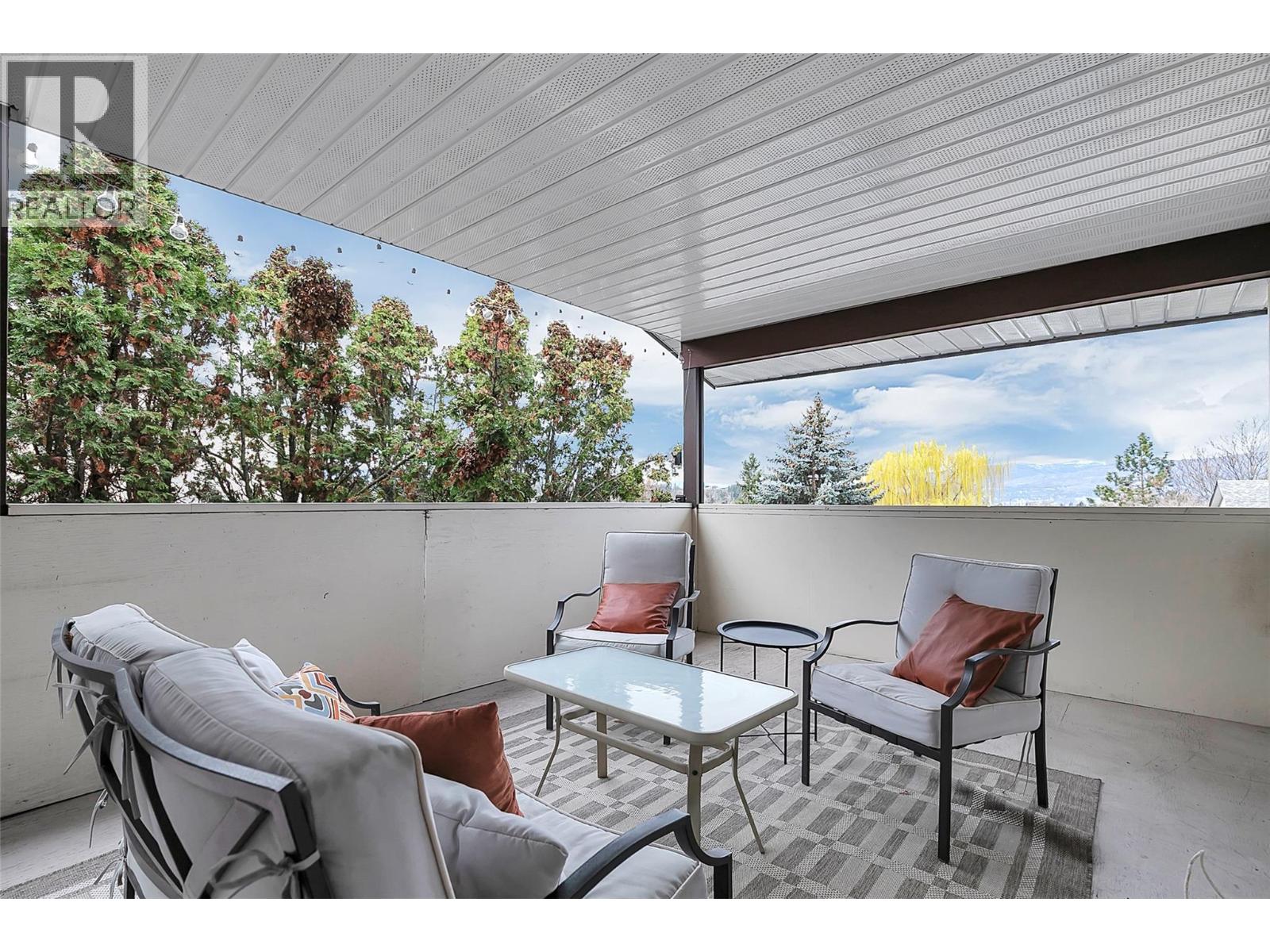  805 Camelia Road, Kelowna