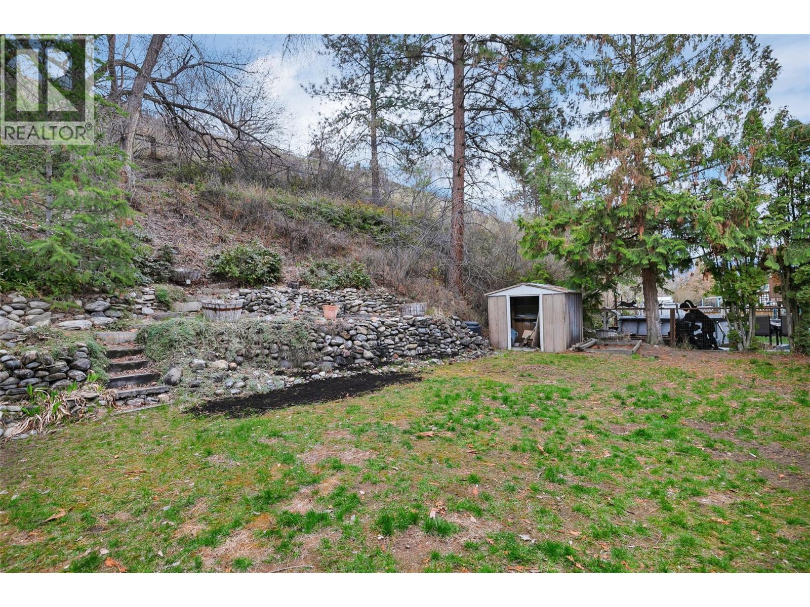  805 Camelia Road, Kelowna