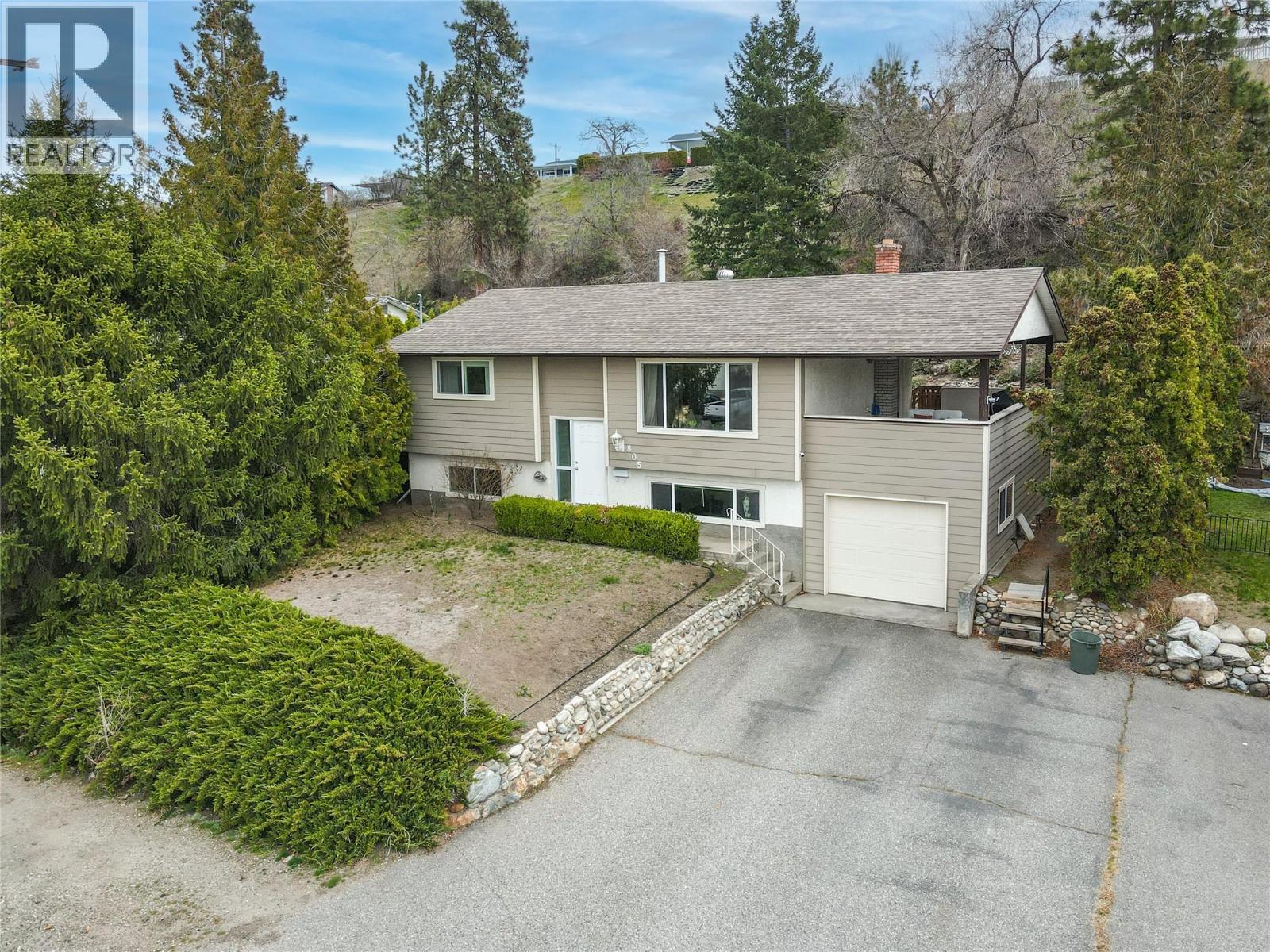  805 Camelia Road, Kelowna