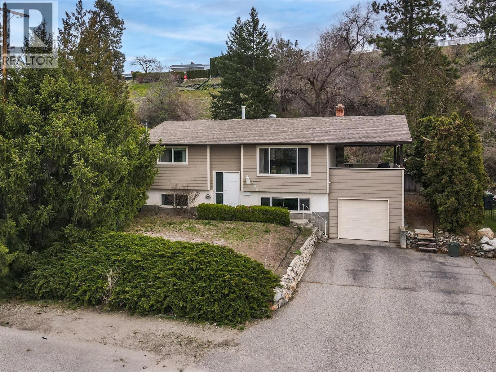  805 Camelia Road, Kelowna