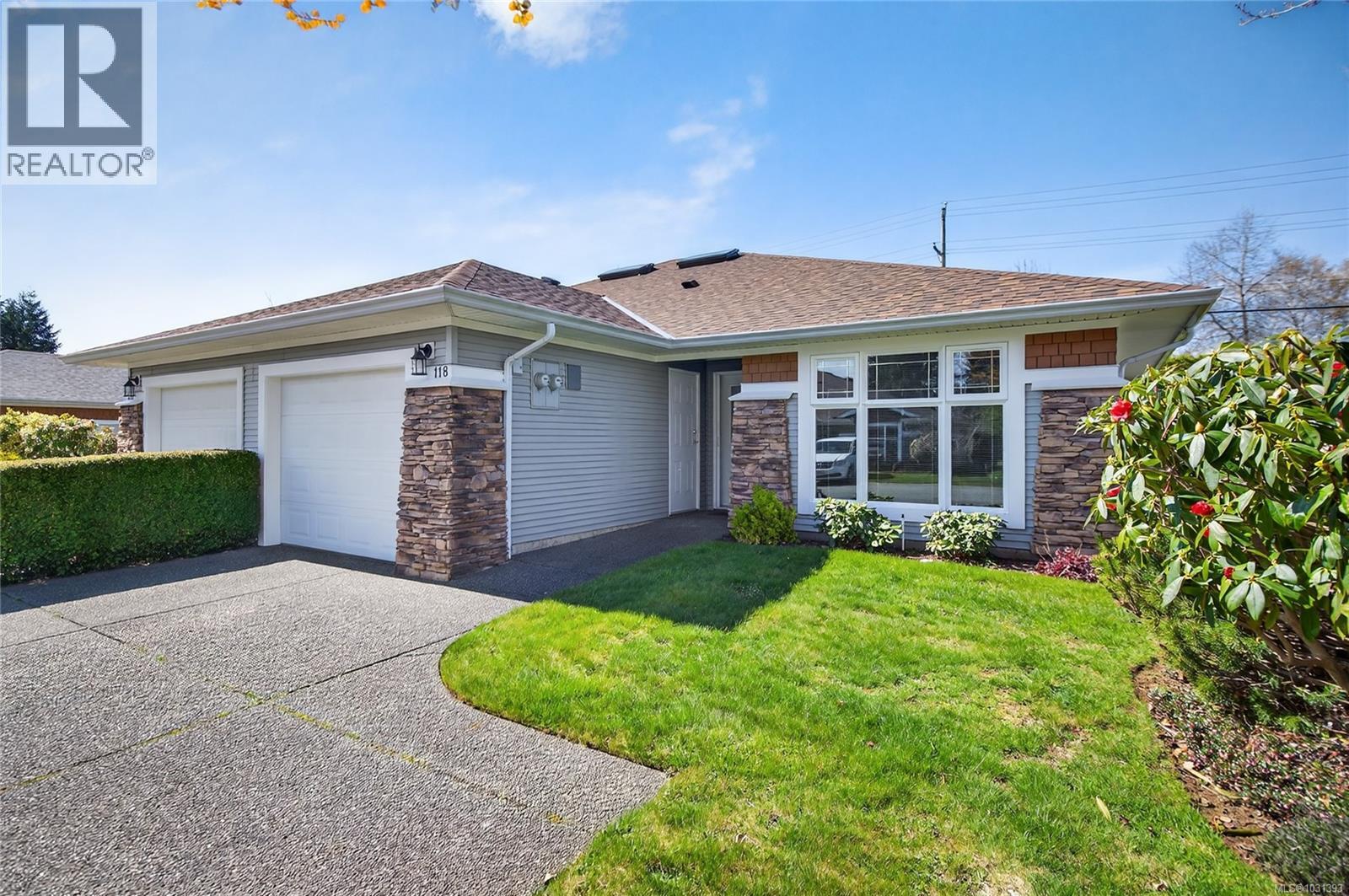 #118 1919 St. Andrews Pl - 10