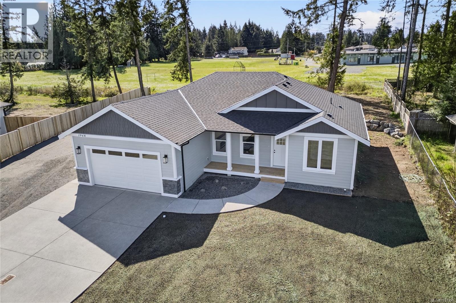 1948 Woobank Rd - 1