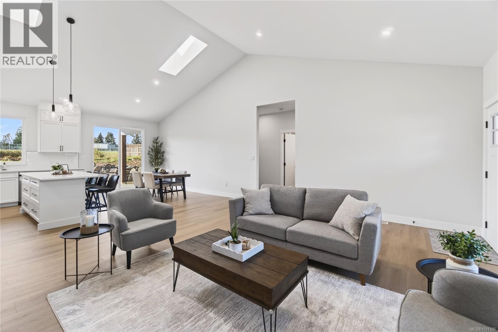 1948 Woobank Rd, Nanaimo