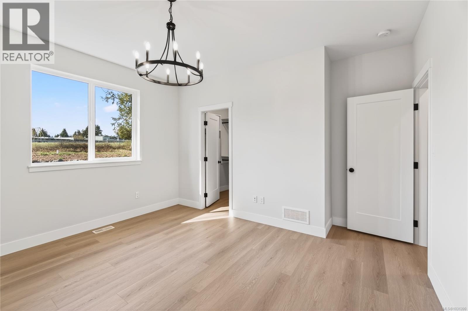 1948 Woobank Rd - 40