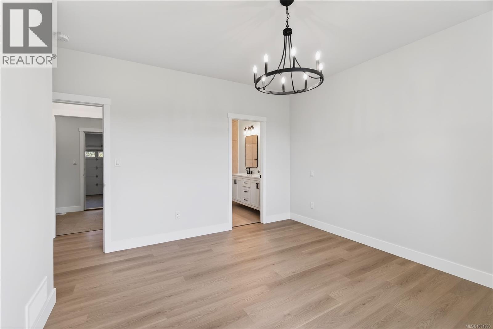 1948 Woobank Rd - 43