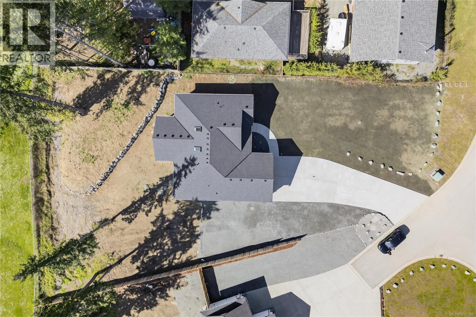 1948 Woobank Rd, Nanaimo