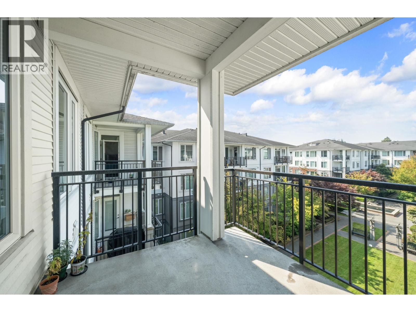 438 9388 MCKIM WAY, Richmond