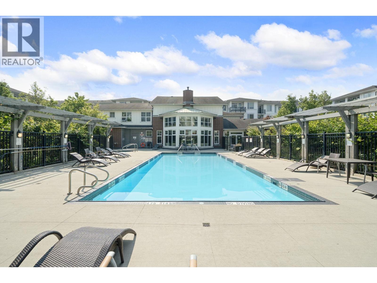 438 9388 MCKIM WAY, Richmond