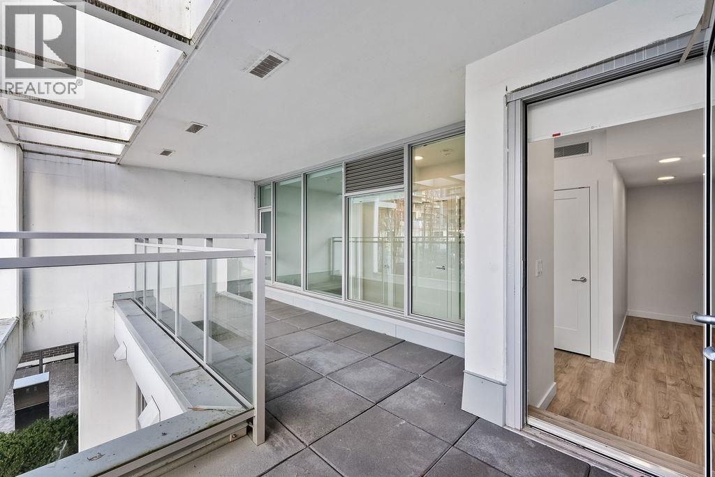 TH02 2288 ALPHA AVENUE, Burnaby