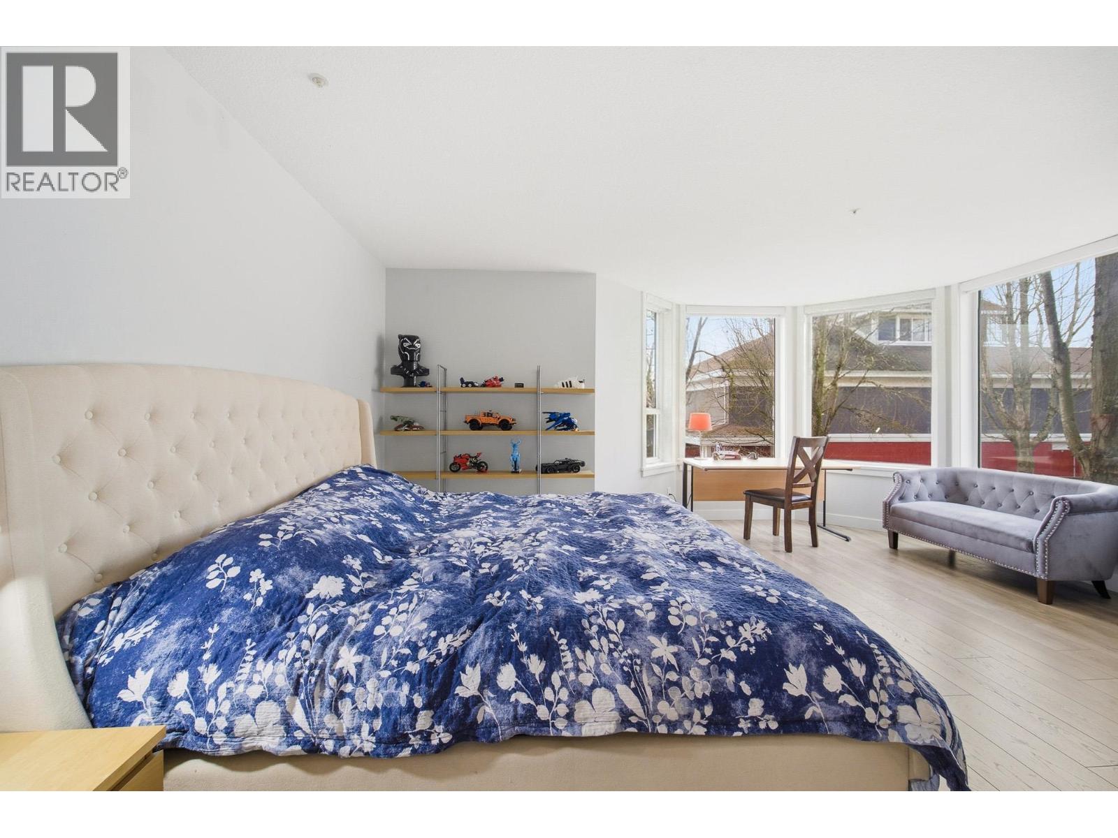 195 8333 JONES ROAD, Richmond