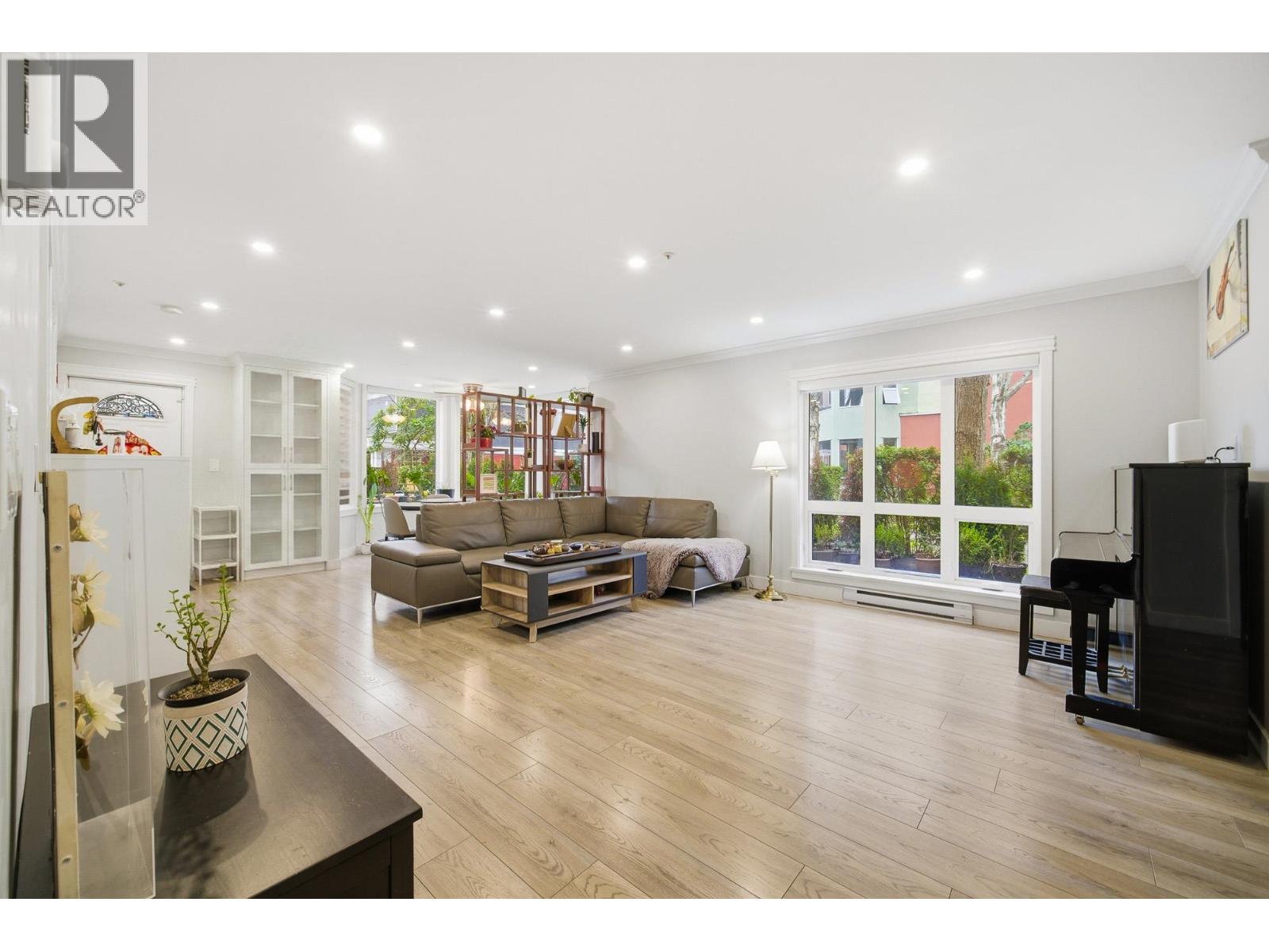 195 8333 JONES ROAD, Richmond