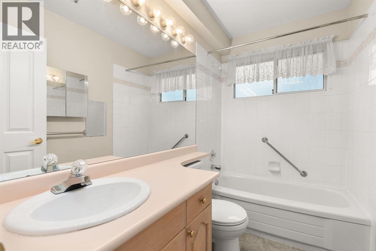 #108-1153 54A Street, Delta