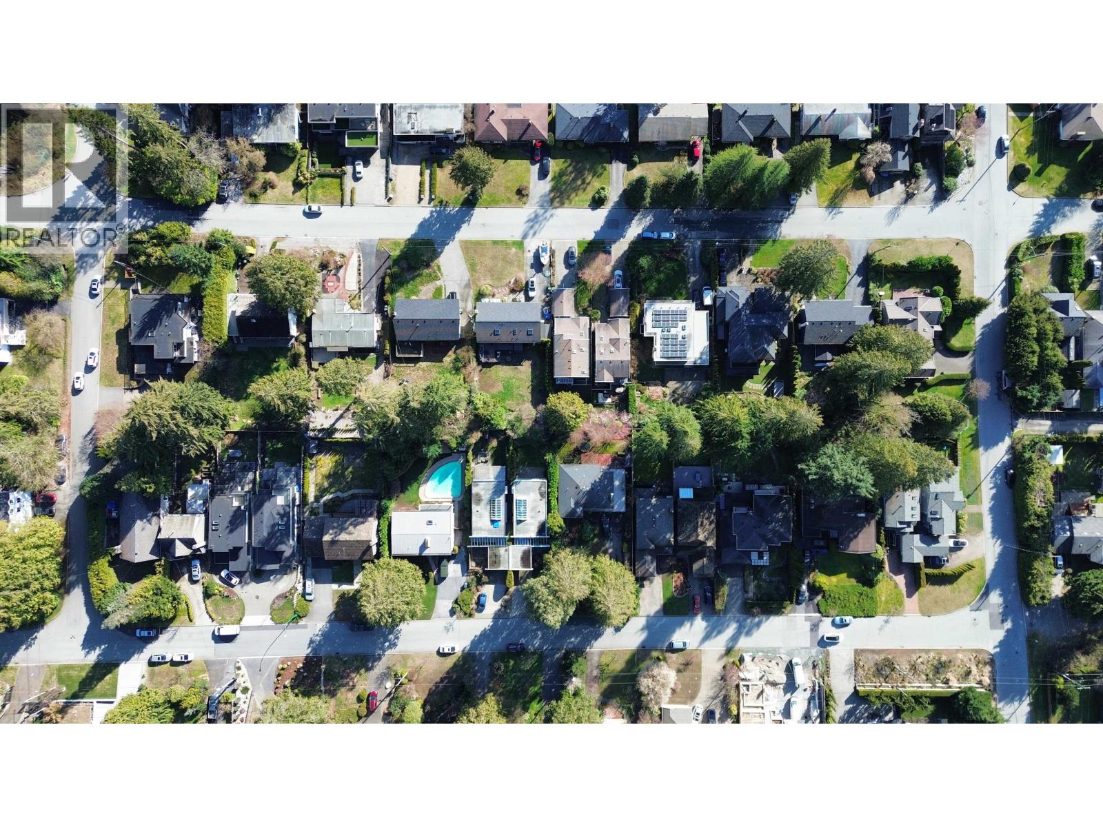 922 CANYON BOULEVARD, North Vancouver