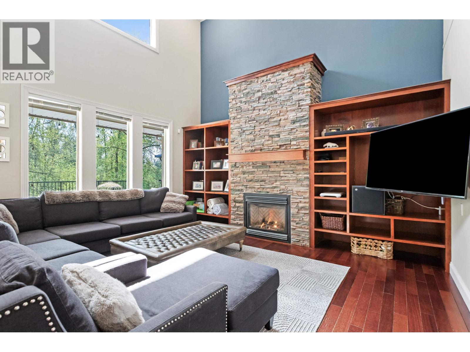 23746 110 AVENUE, Maple Ridge