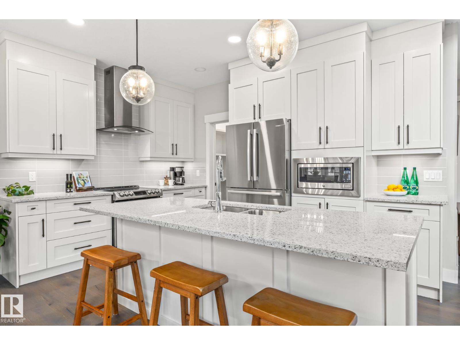 1759 TANAGER CL NW, Edmonton