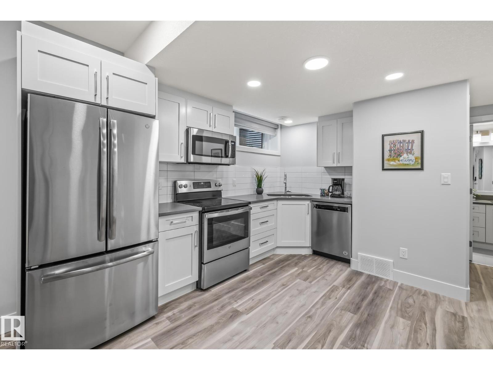 1759 TANAGER CL NW, Edmonton