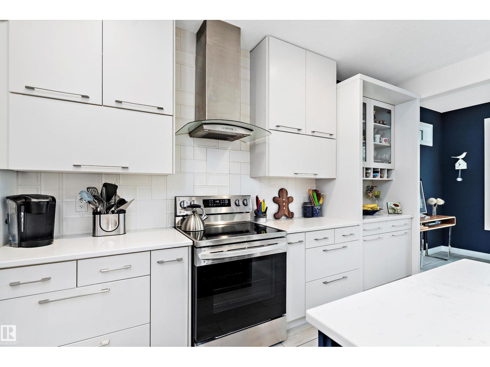 1756 TANAGER CL NW, Edmonton