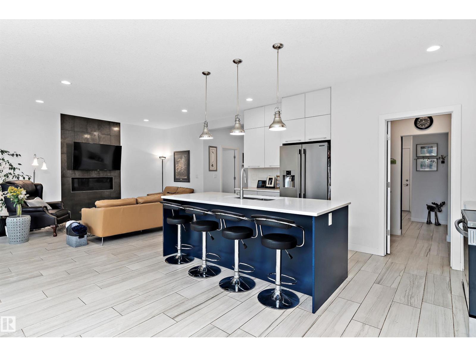 1756 TANAGER CL NW, Edmonton