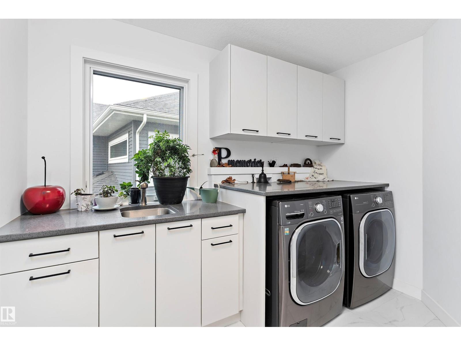 1756 TANAGER CL NW, Edmonton