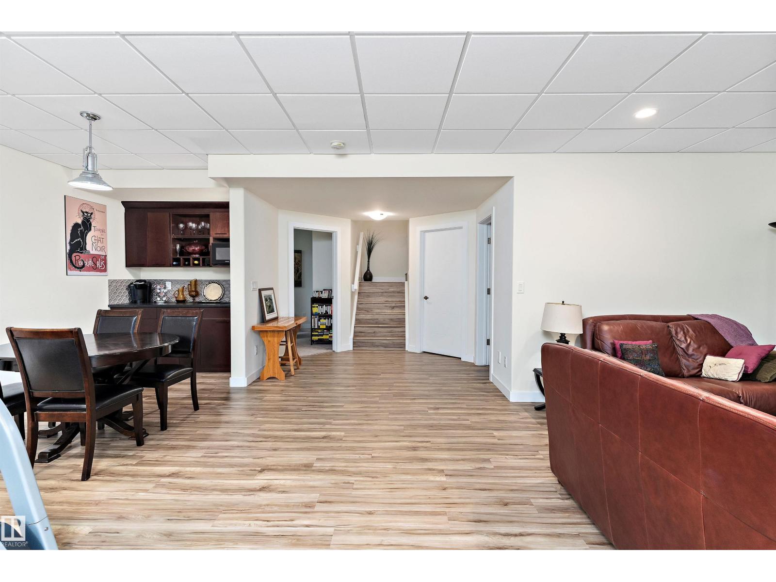 1756 TANAGER CL NW, Edmonton