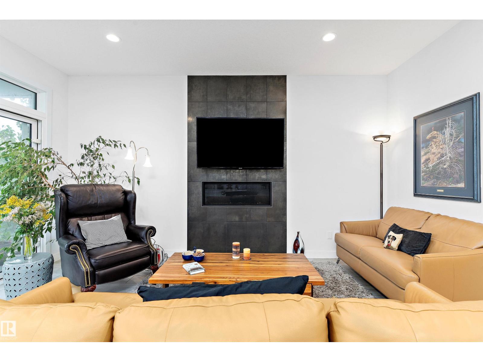 1756 TANAGER CL NW, Edmonton