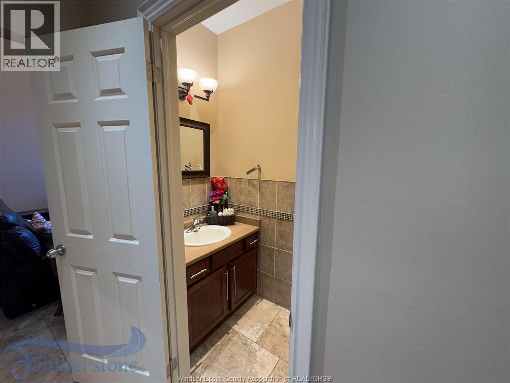 67 THERESA TRAIL - 34