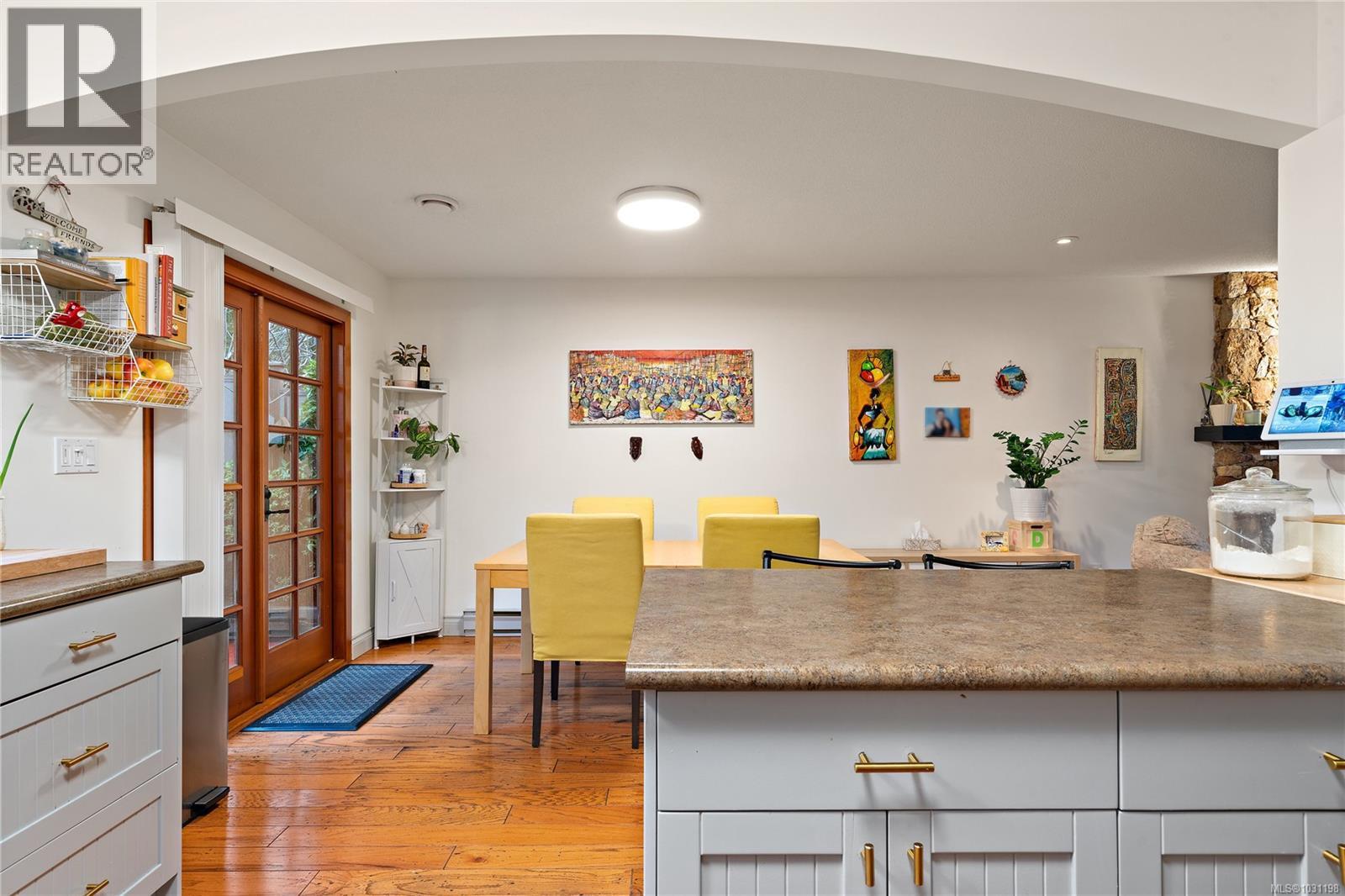 4000 CEDAR HILL RD - 14