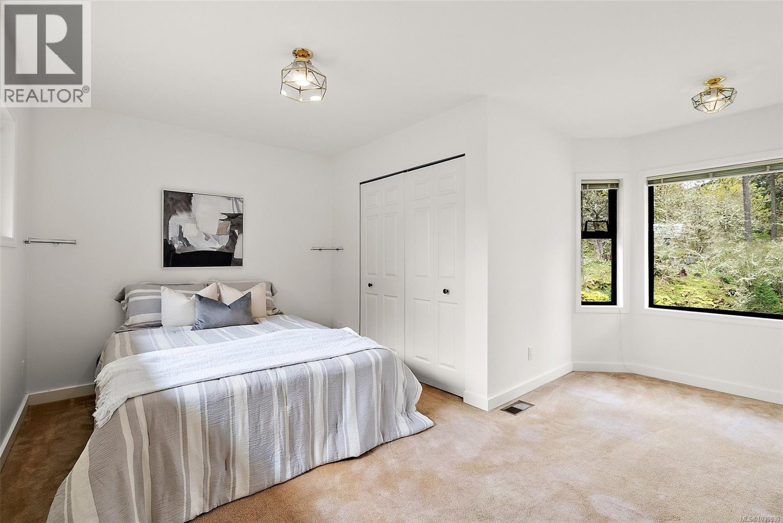 #17 1255 Wain Rd - 16