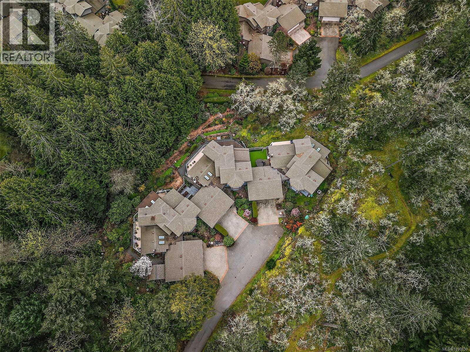 #17 1255 WAIN RD - 31