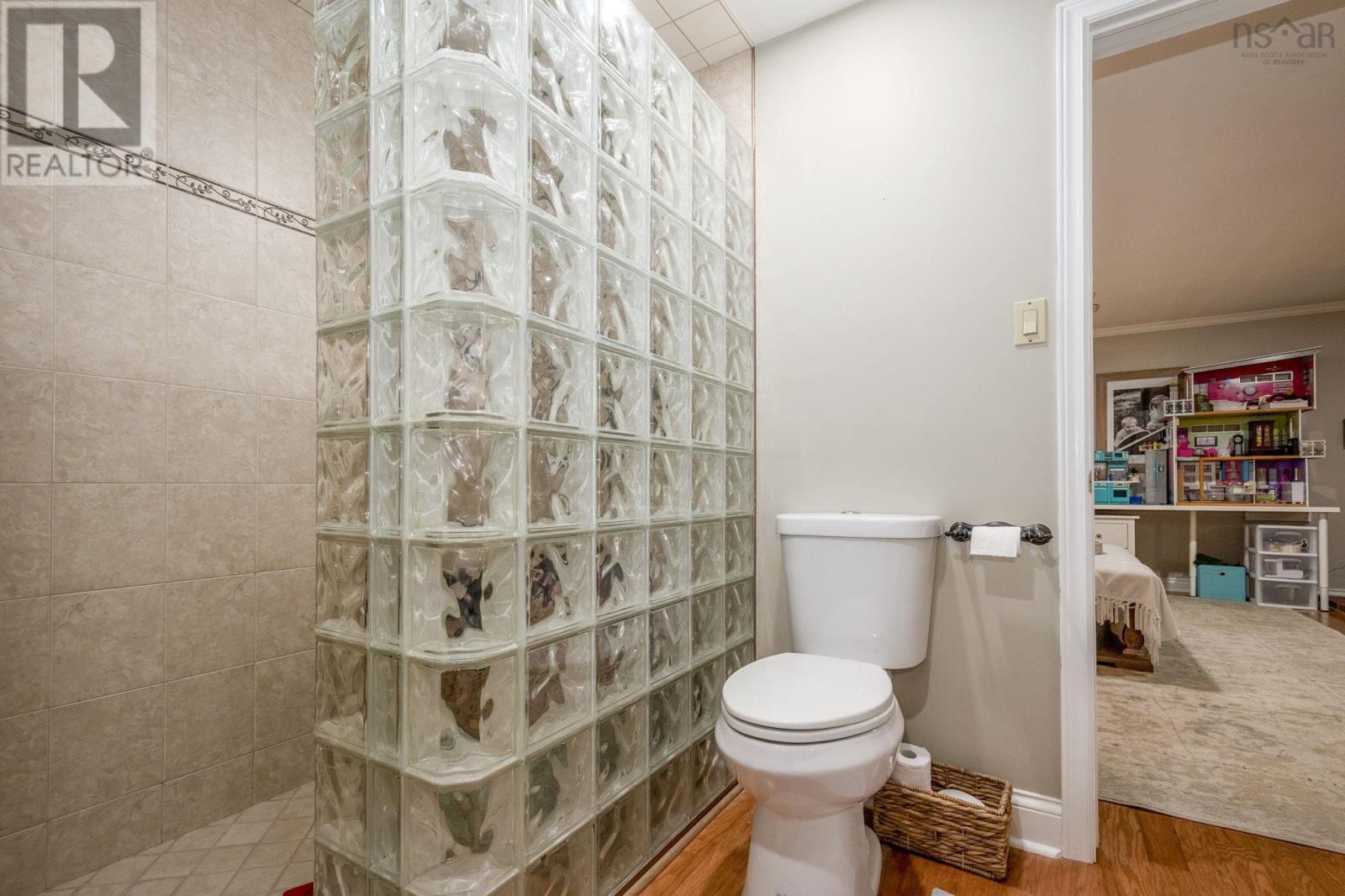 Property 33 of 42 of 79 Auburnwood Lane