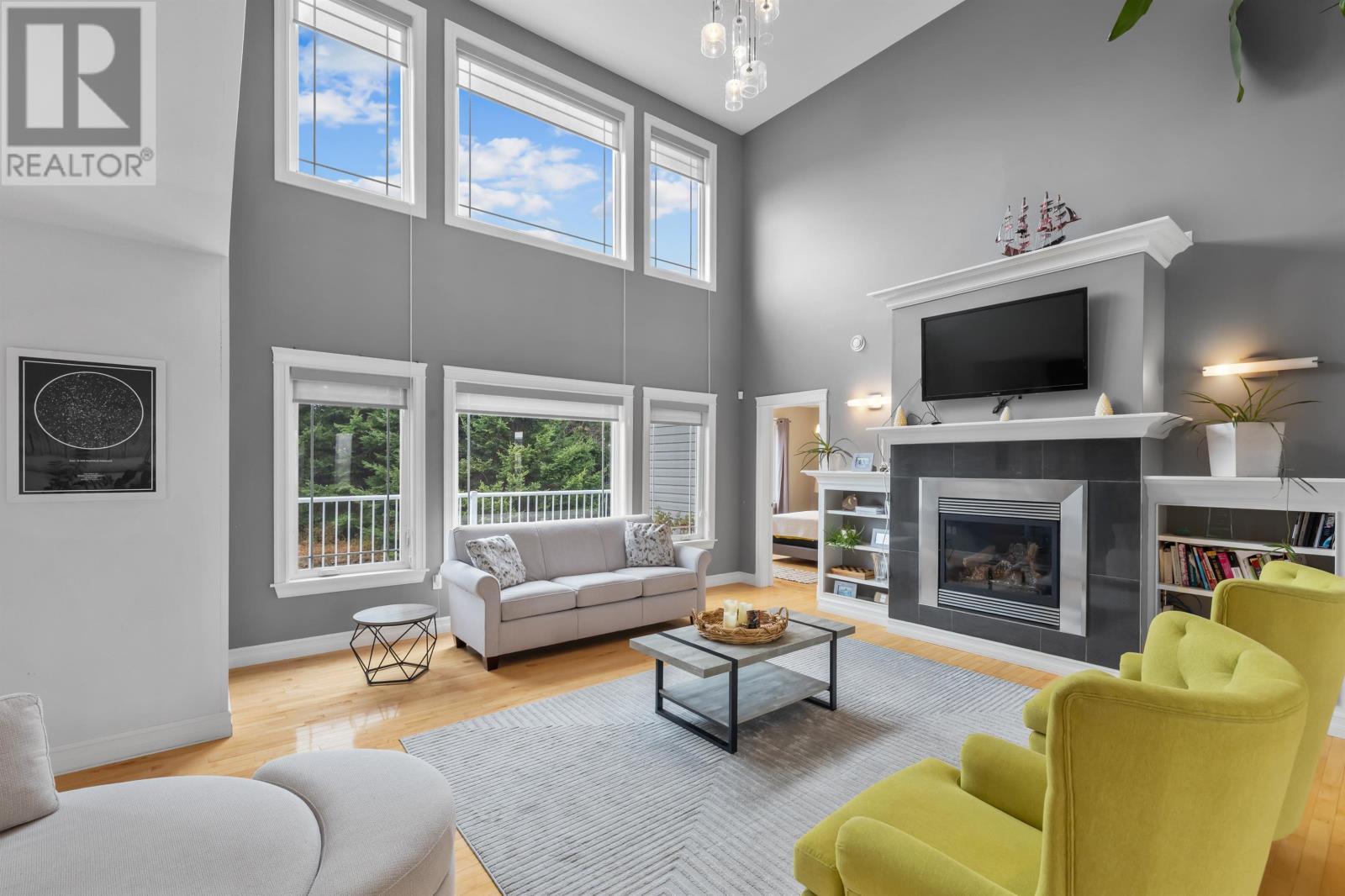 14 FAIRFAX DRIVE - 12