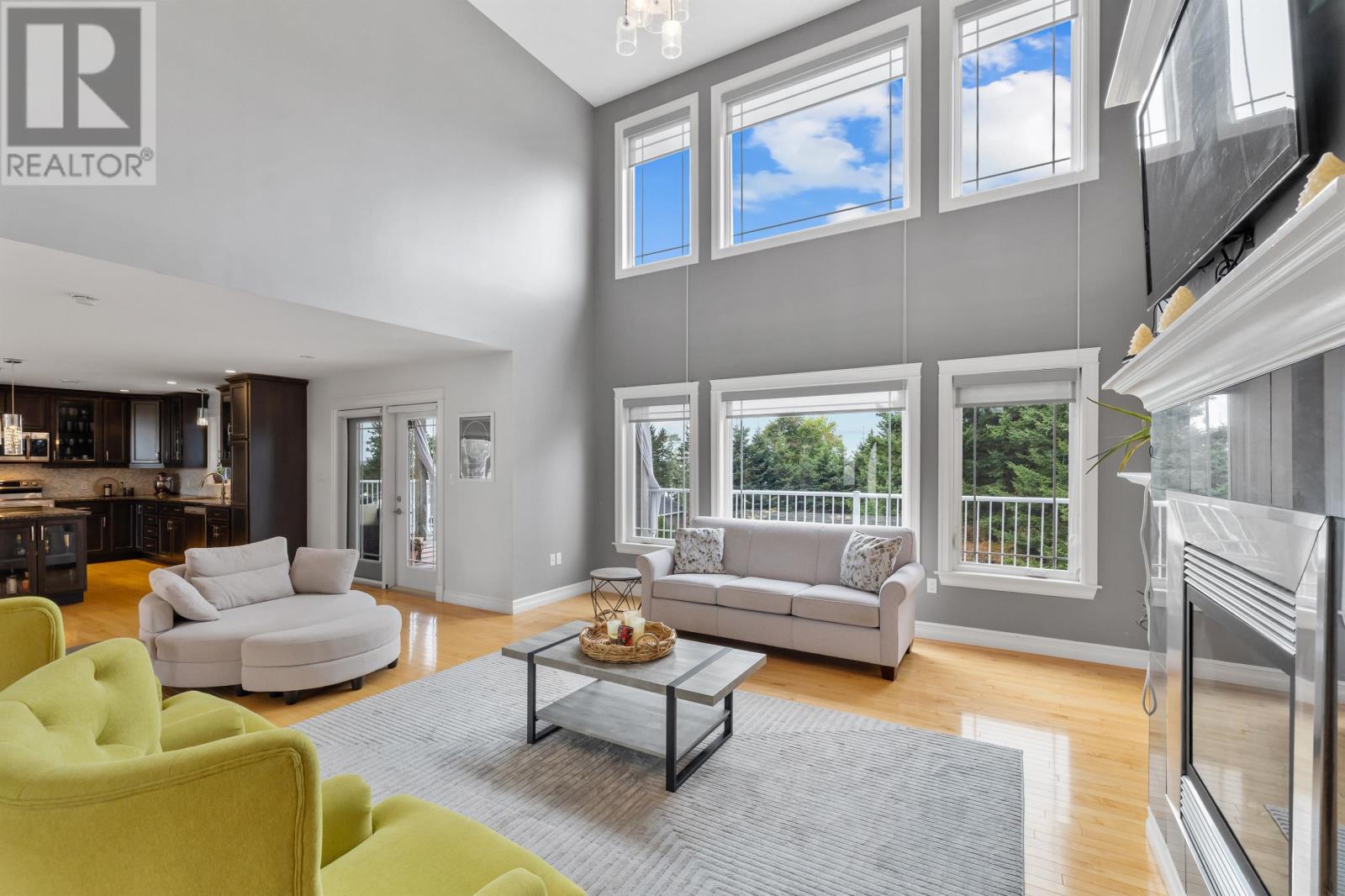 14 FAIRFAX DRIVE - 13