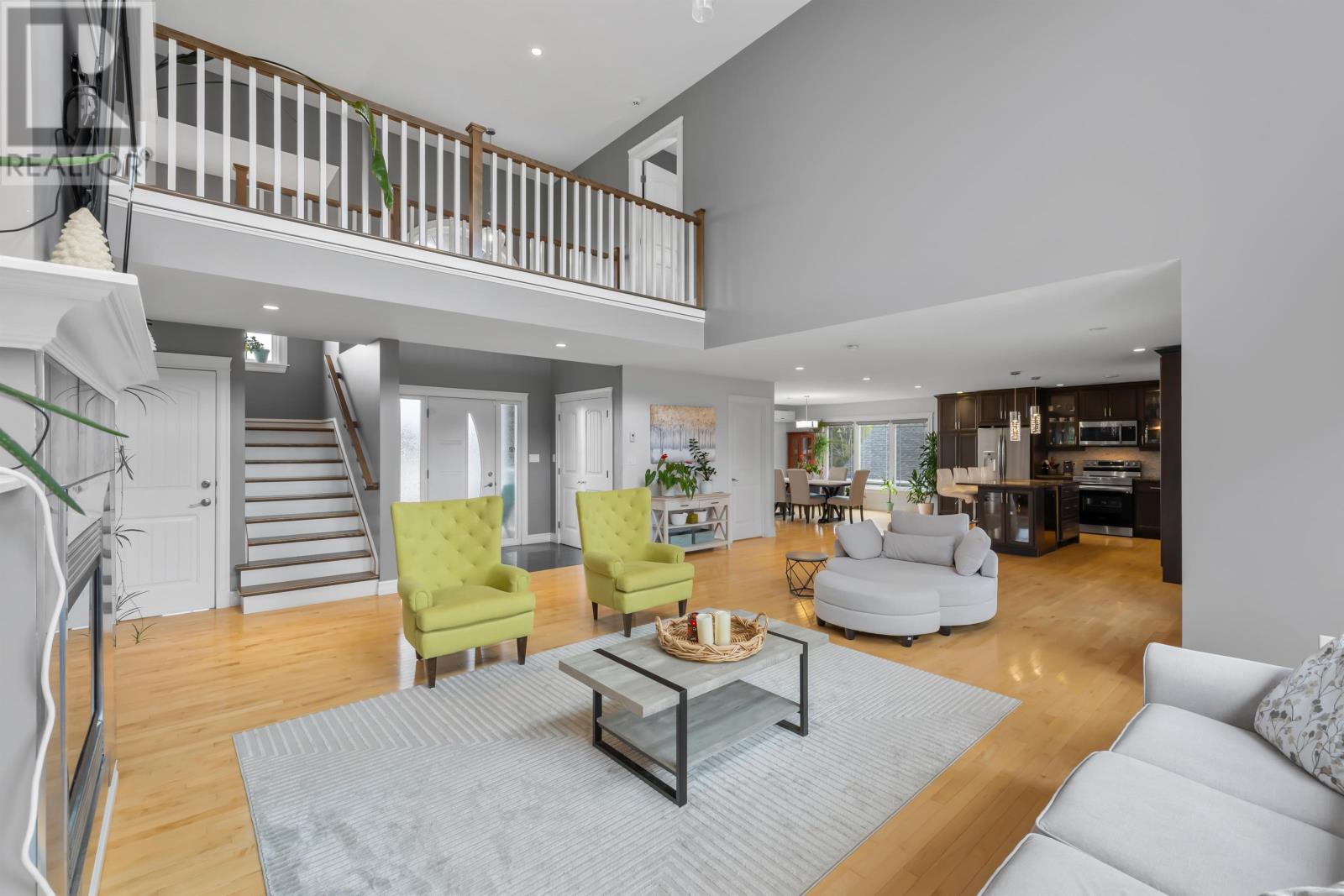 14 FAIRFAX DRIVE - 14